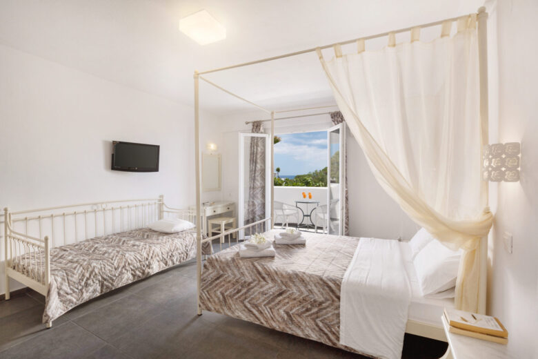 Double room sea view beach hotel