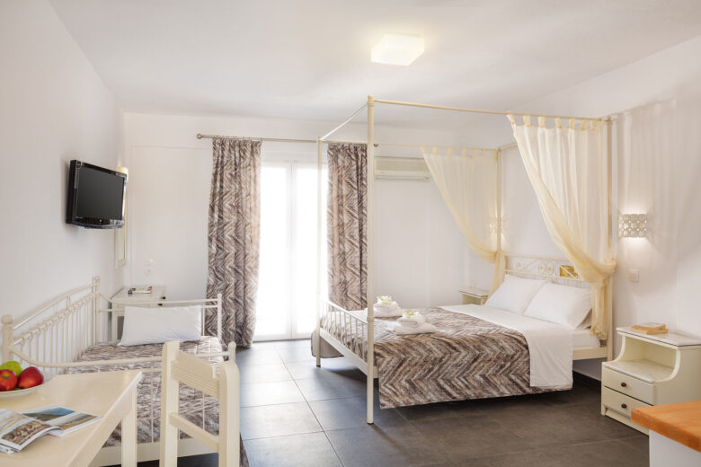 Double room sea view beach hotel