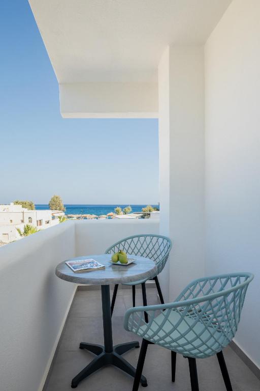 Queen Suite with Sea View