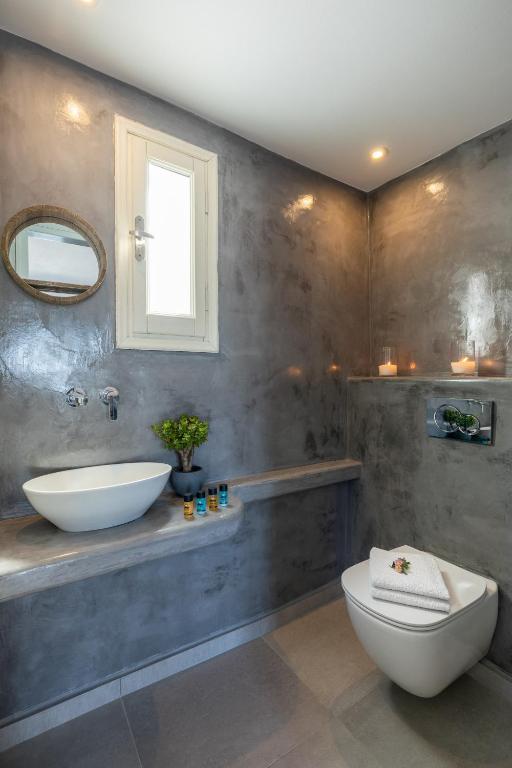 Queen Suite with Sea View